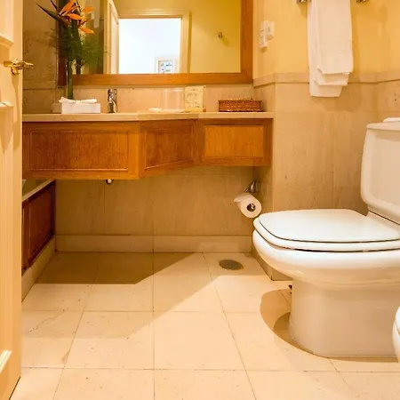 Quinta Do Estreito Hotel