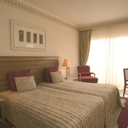 Quinta Do Estreito 4*