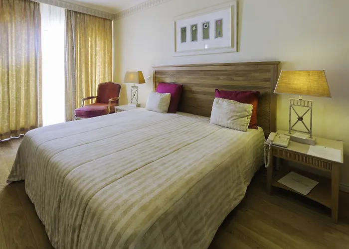 Quinta Do Estreito 호텔