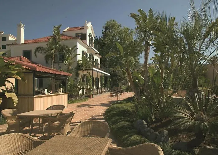 Quinta Do Estreito 호텔 4*